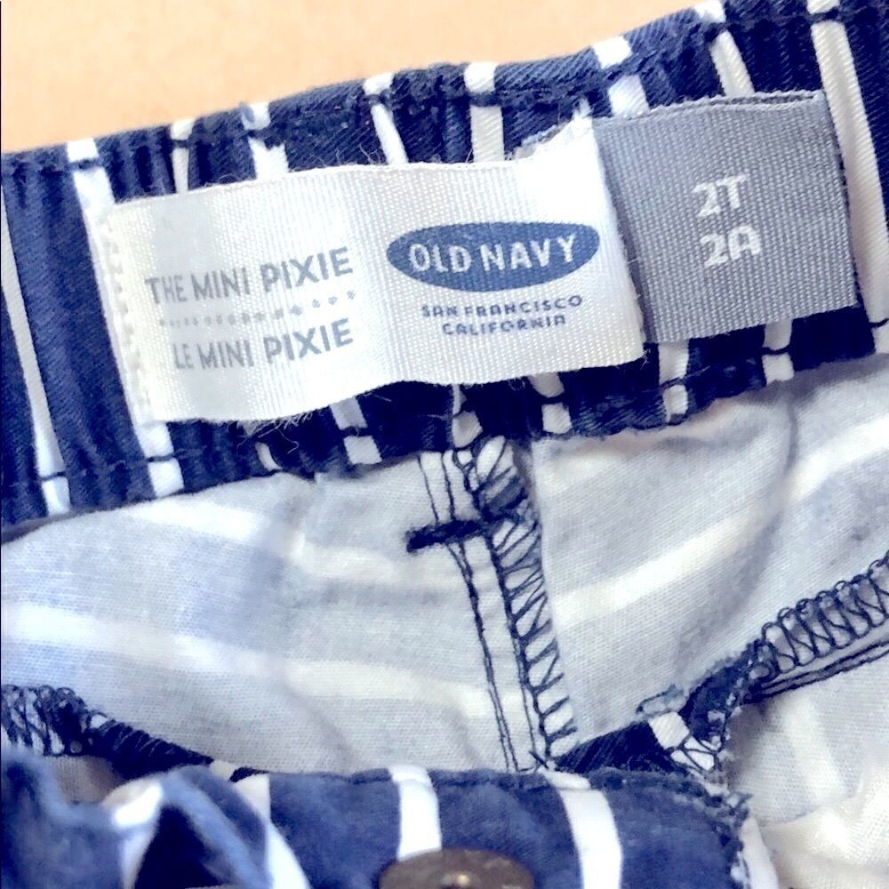 Old Navy Mini Pixie Pants - Picture 6 of 6